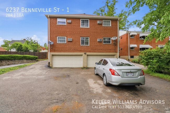 Building Photo - 6237 Benneville St