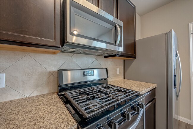 Building Photo - 17219 Quiet Song Ct