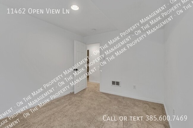 Building Photo - 11462 Open View Ln