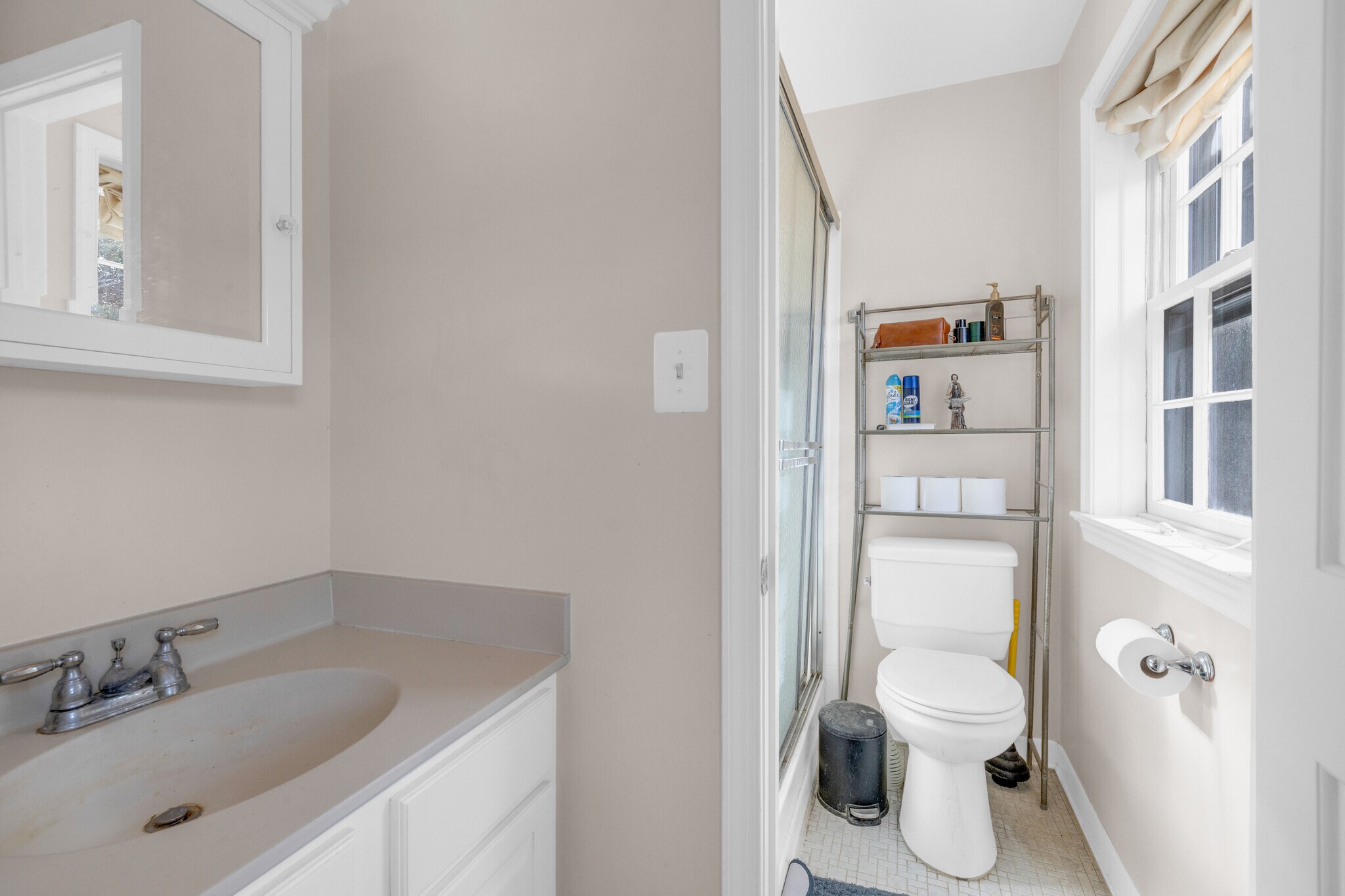 Building Photo - 4800 Bradley Blvd