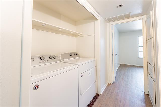 Building Photo - 2505 Wedglea Dr