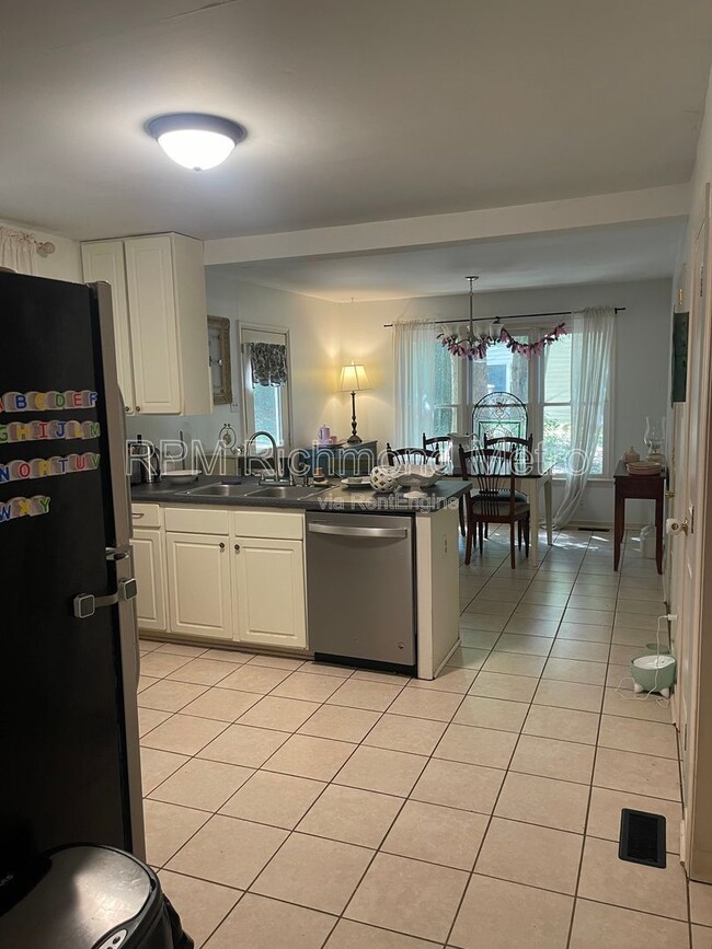 Building Photo - 12013 Amber Meadows Ln