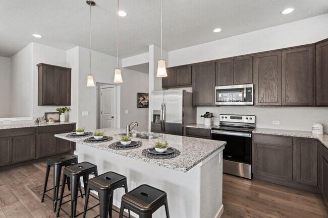 Building Photo - 3975 Ivy Hill Dr