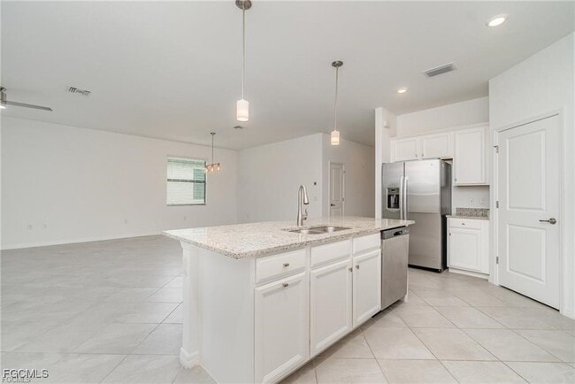 Building Photo - 14580 Palamos Cir