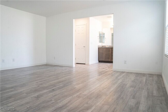 Building Photo - 4153 Rancho Crossing St