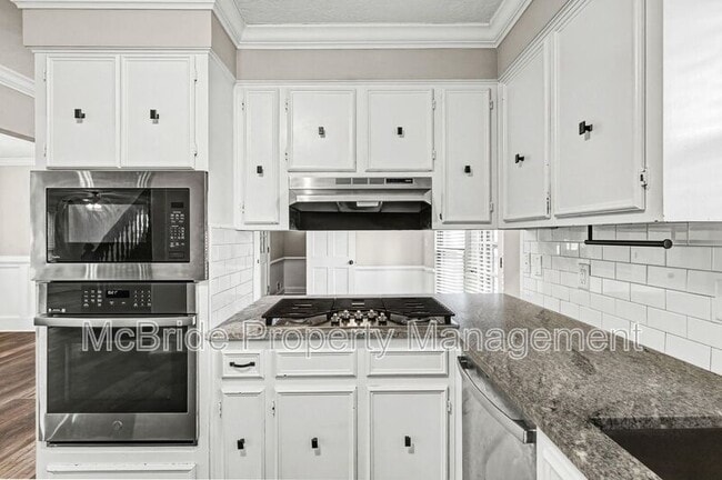 Building Photo - 1304 Dominica Dr