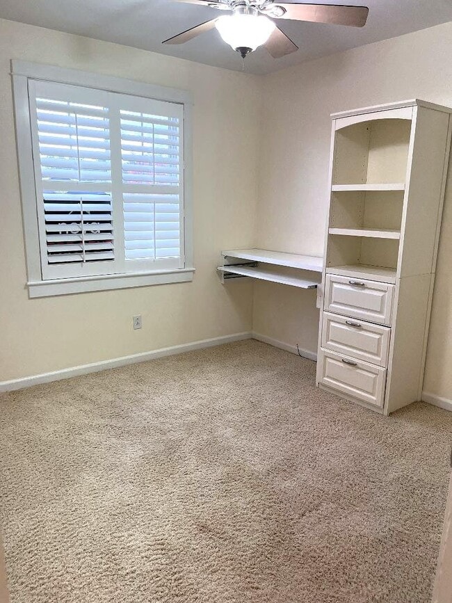 Building Photo - 730 Tatum Ave