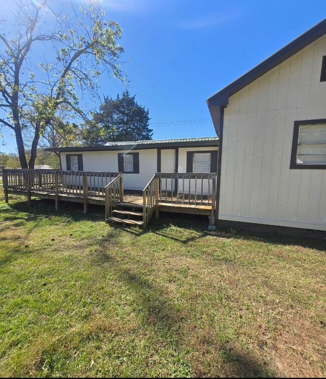 Building Photo - 515 Tuskegee St