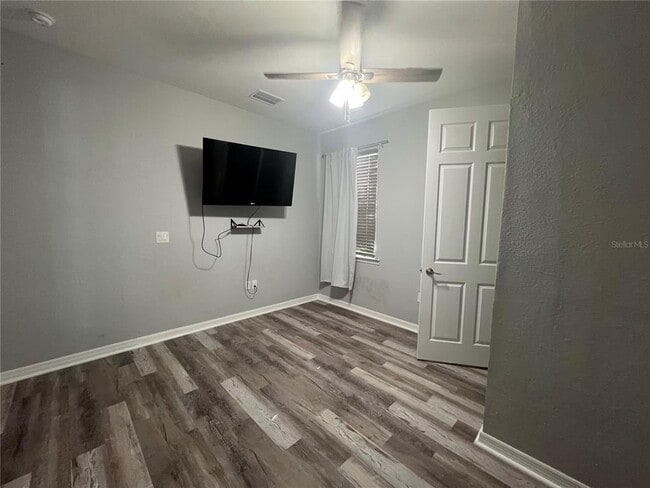 Building Photo - 10487 Atenia St