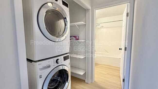 Building Photo - 3656 W Furcula Dr