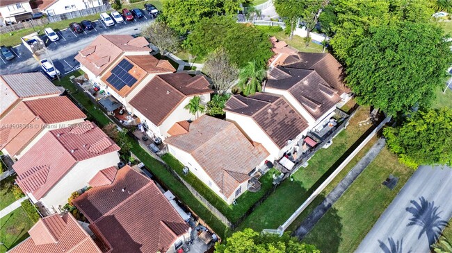 Building Photo - 11037 SW 152nd Ct