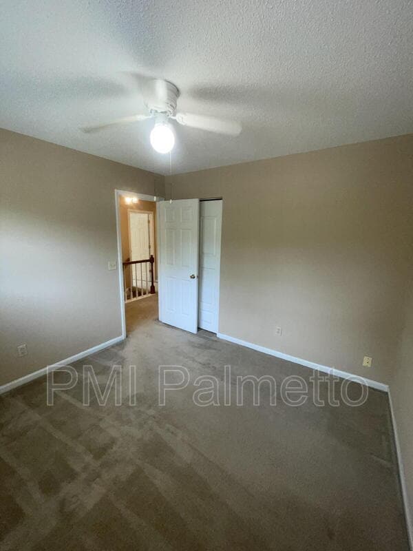 Building Photo - 116 S Mercer Dr
