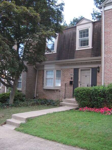 Frong - 10345 Hampshire Green Ave