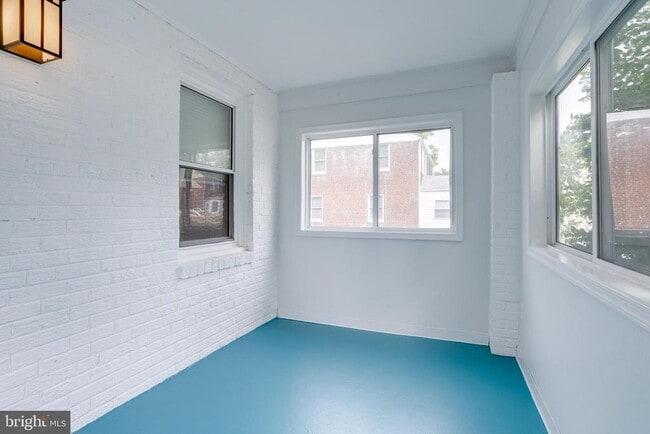 Building Photo - 2719 Albemarle Dr