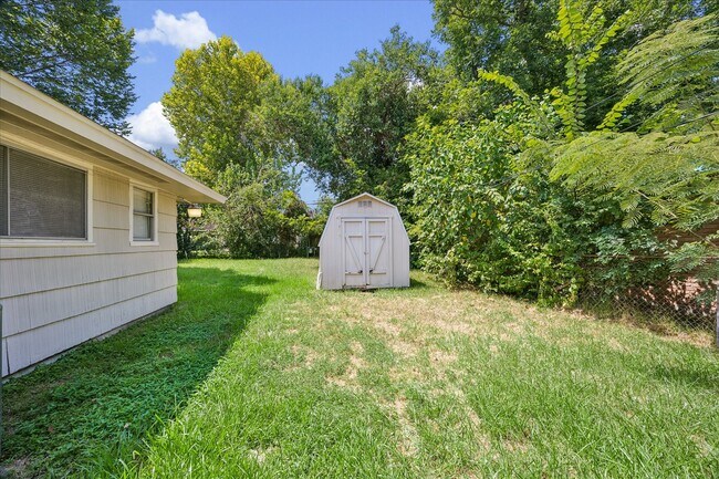 Building Photo - 10214 Torrington Ln