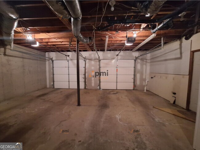 Building Photo - 4103 Renard Way