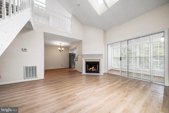 Building Photo - 12109 Green Ledge Ct