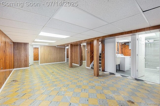 Building Photo - 5239 E Thirteen Mile Rd