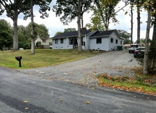 Building Photo - 1105 Ironington Rd