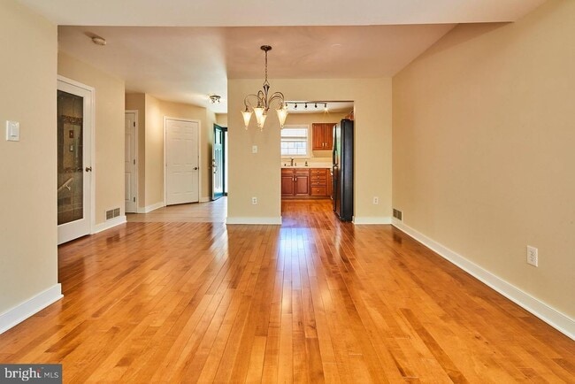 Building Photo - Coming Soon - Beautiful Home in Limestone ...