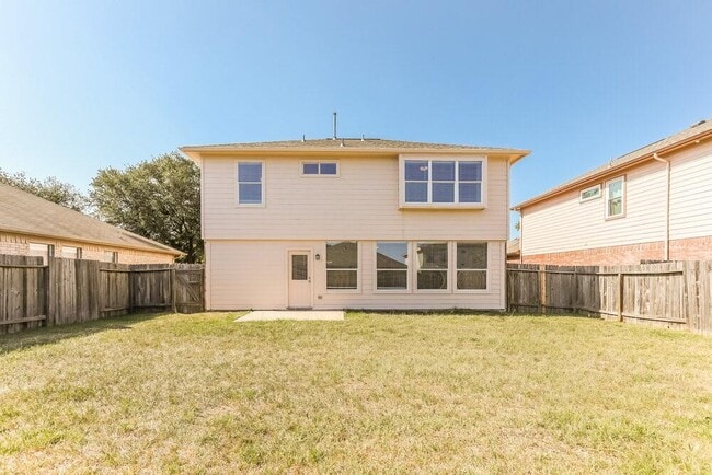 Building Photo - 19235 Anthurium Ct
