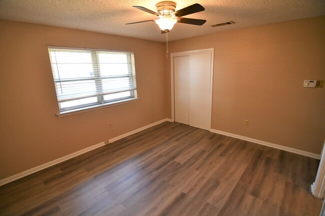 Building Photo - Location! Location!  Newly updated, 4 bedroom, 2 bath home near Perkins & Essens