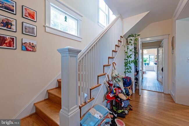 Building Photo - 3512 35th St NW