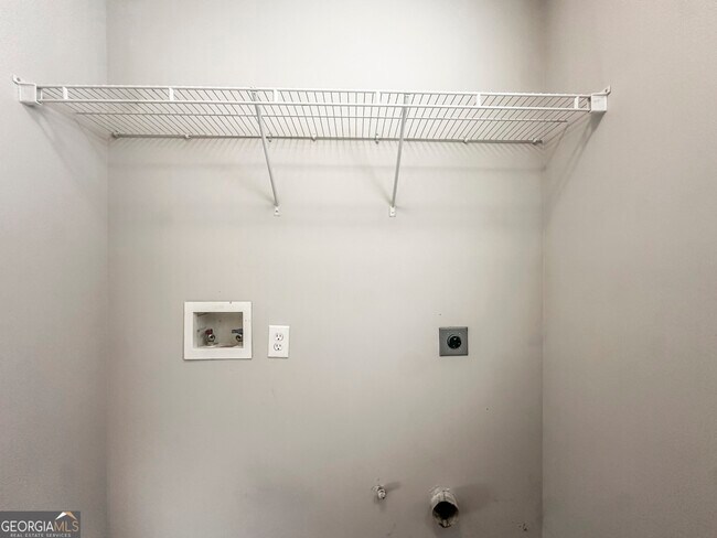 Building Photo - 3901 Swooping Ct