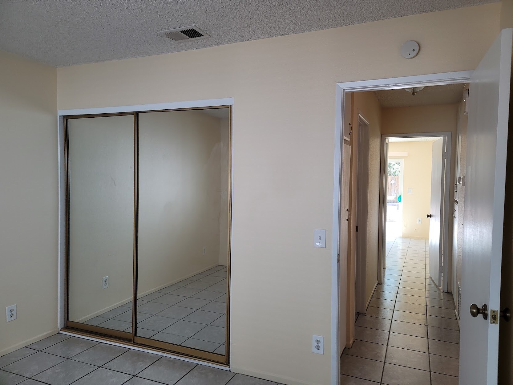 Building Photo - 37632 13th St E