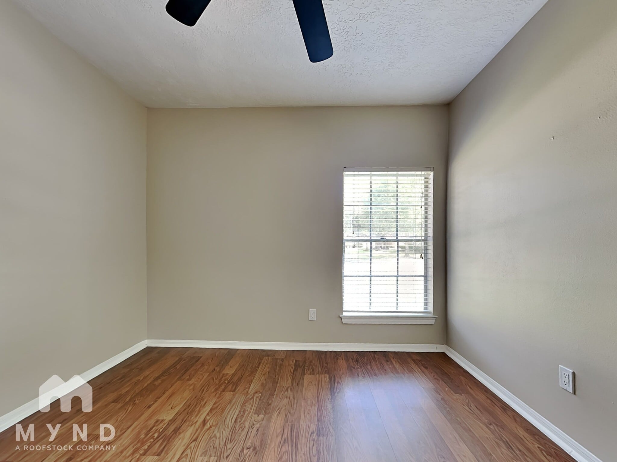 Building Photo - 9015 Eldora Dr