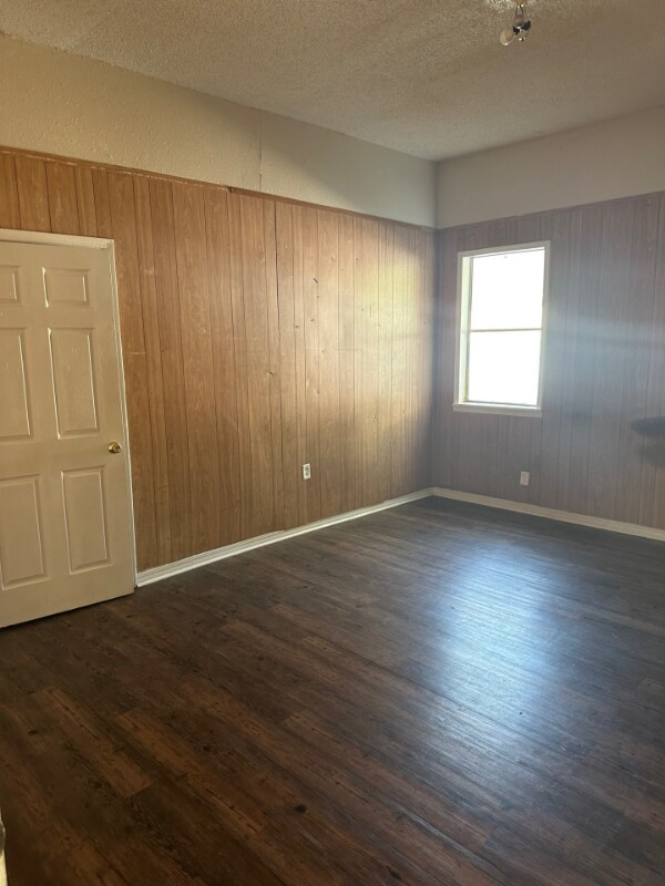 Building Photo - 1615 Cleveland Ave