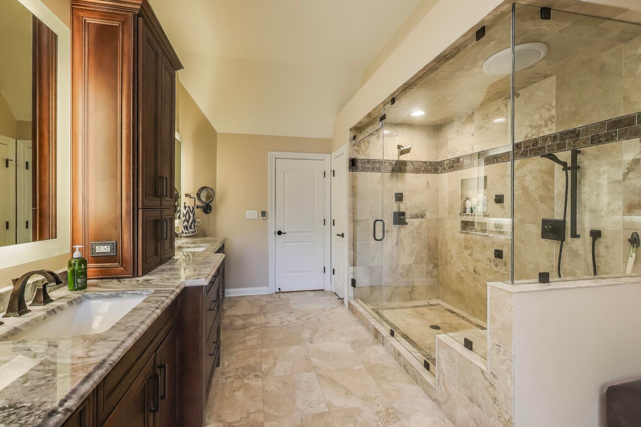 Building Photo - 23W711 Hobson Rd