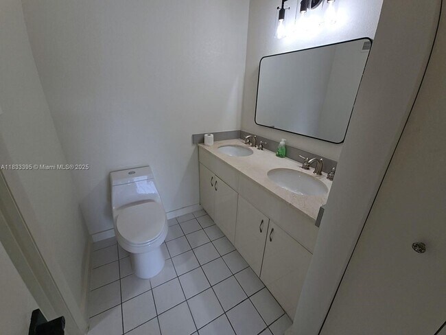Building Photo - 15340 SW 106th Terrace