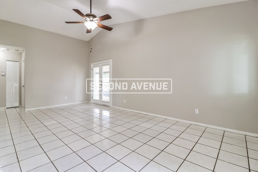 Building Photo - 12320 Cloverstone Dr