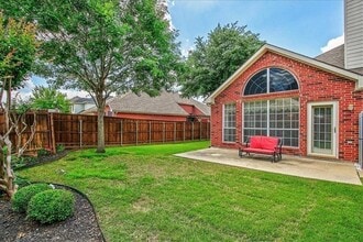 Building Photo - 8936 Mt Rainier Dr