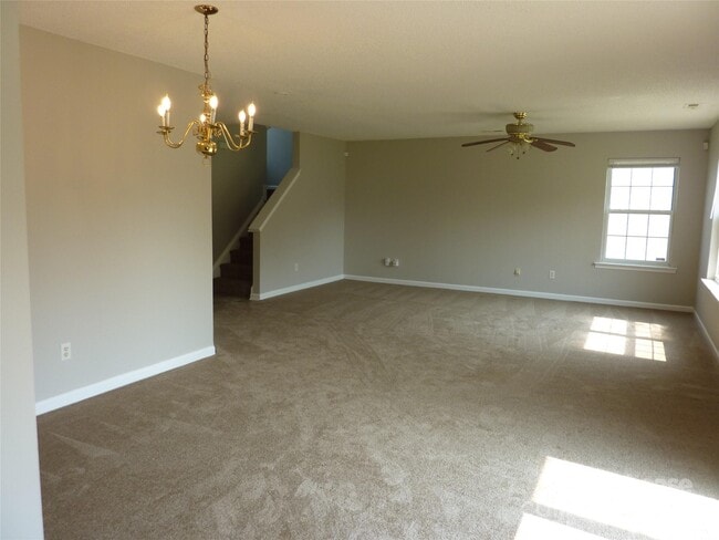 Building Photo - 8841 Laurel Run Dr