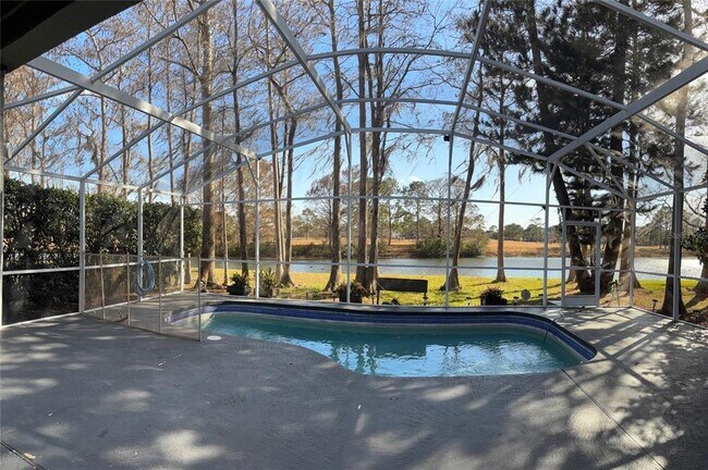 Building Photo - 2679 Runyon Cir