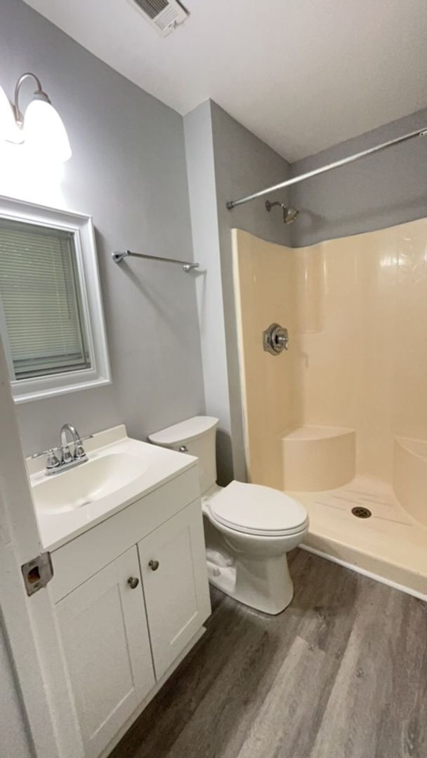 Building Photo - Beautiful 3 Bedroom Ranch in Goose Creek