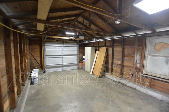 Building Photo - 119 N Longfellow Blvd