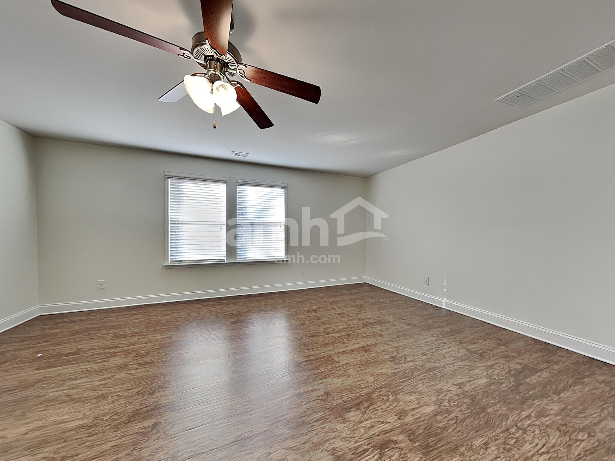 Building Photo - 1027 Monitor Ct