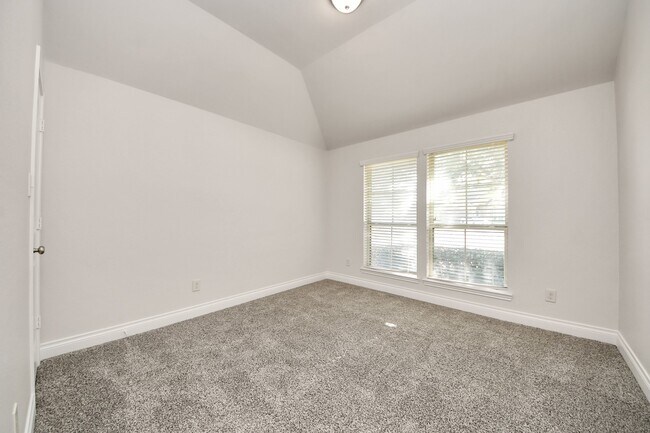 Building Photo - 2429 Lost Bridge Ln