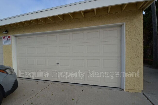 Building Photo - 5410 Driftwood St
