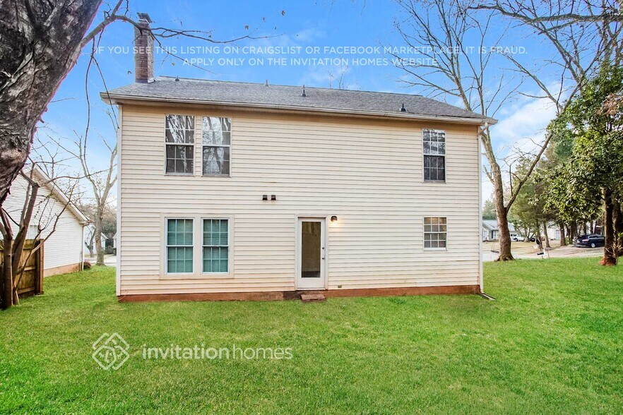 Building Photo - 9411 White Cedar Ct