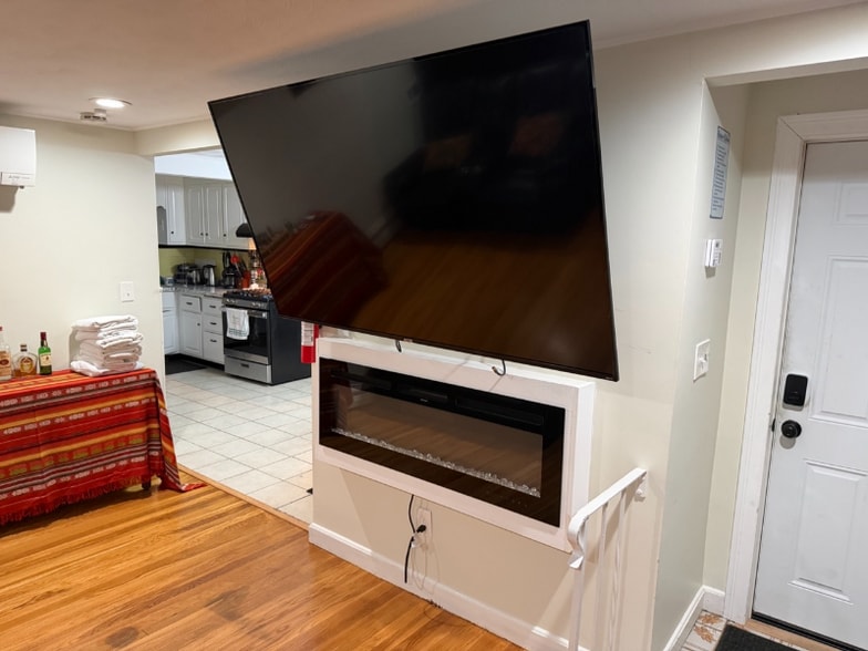 Building Photo - 41 Shurtleff St