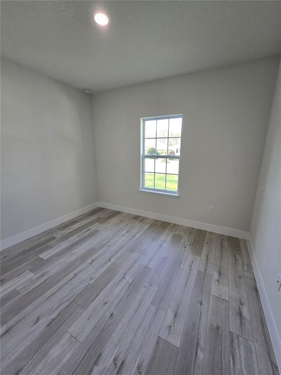 Building Photo - 1564 W Cary Dr