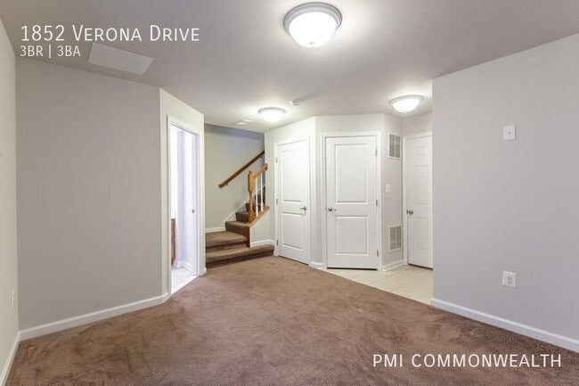 Building Photo - 1852 Verona Dr