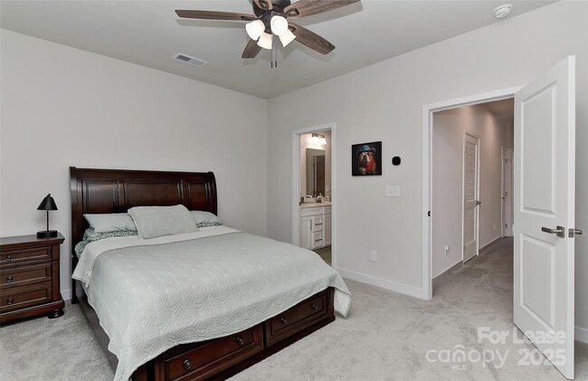 Building Photo - 421 Spearfield Ln