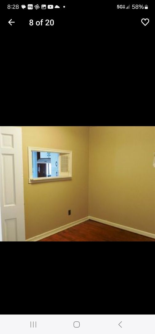Building Photo - Great 4 bedroom with garage