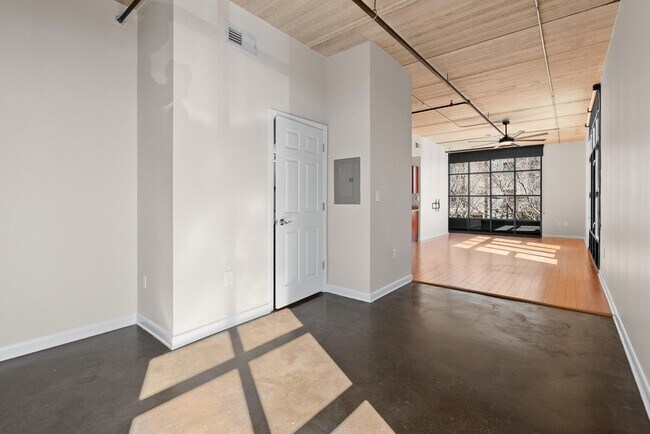 Building Photo - 1 Cool Blow St