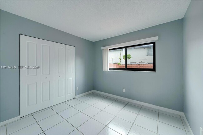 Building Photo - 6929 SW 110th Ave